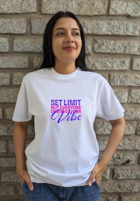 Set limit, not everyone deserves your vibe- Women Regular Fit