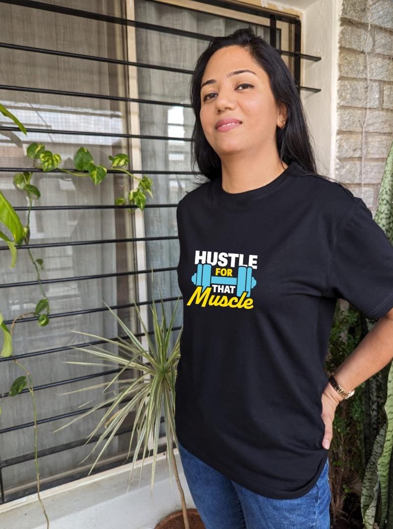 Hustle for that muscle-Women Regular Fit