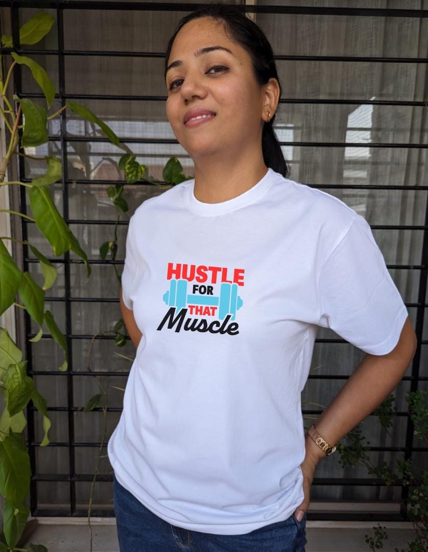 Hustle for that muscle-Women Regular Fit